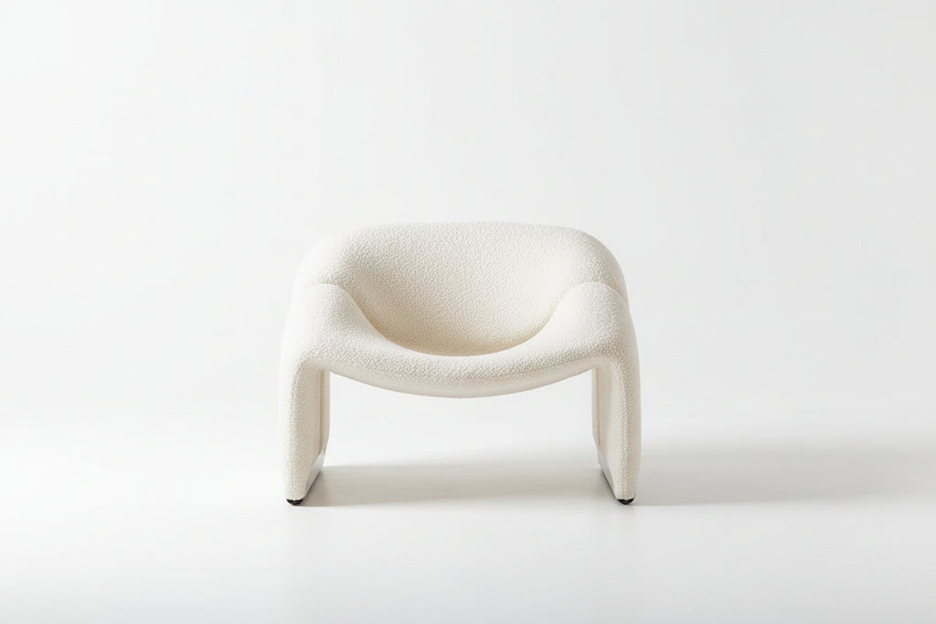 Nordic Light Luxury Smiling Single Sofa