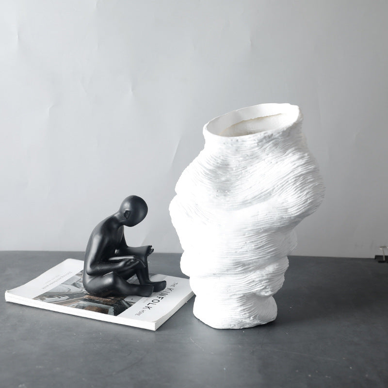 White home living room simple new vase